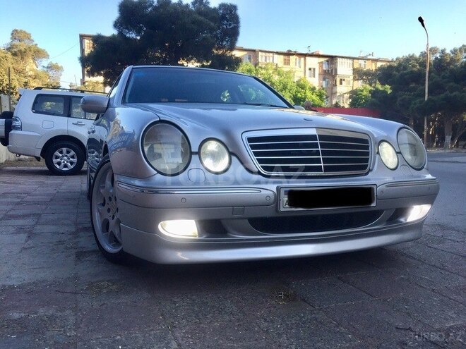 Mercedes E 320 2000, 156,000 km - 3.2 l - Bakı