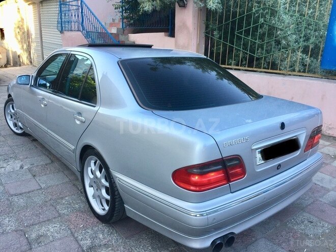 Mercedes E 320 2000, 156,000 km - 3.2 l - Bakı