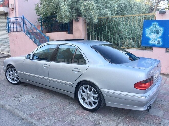 Mercedes E 320 2000, 156,000 km - 3.2 l - Bakı