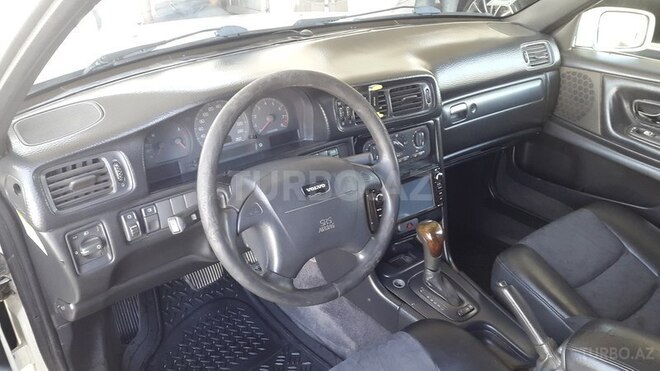 Volvo  1998, 330,000 km - 2.5 l - Bakı