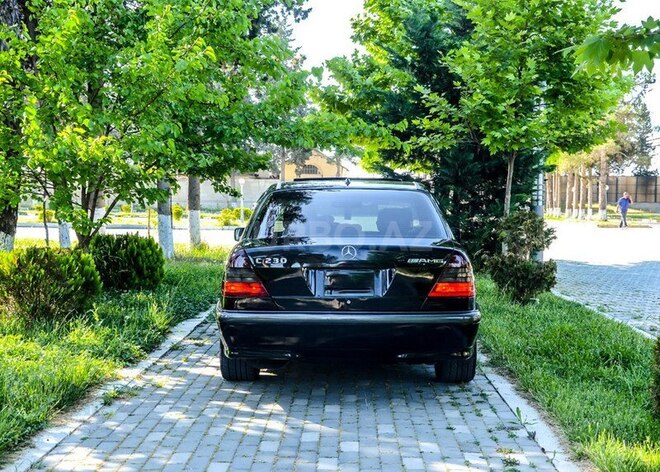 Mercedes C 230 2000, 160,000 km - 2.3 l - Bakı