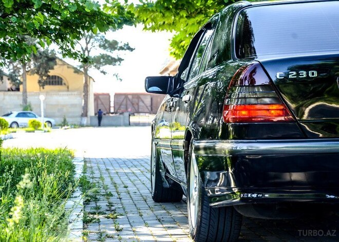 Mercedes C 230 2000, 160,000 km - 2.3 l - Bakı