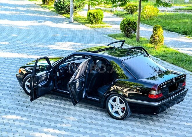 Mercedes C 230 2000, 160,000 km - 2.3 l - Bakı