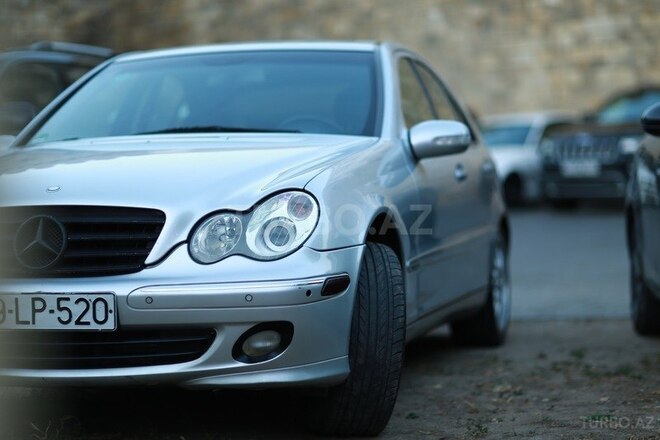 Mercedes C 200 2000, 280,000 km - 2.0 л - Bakı