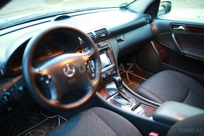 Mercedes C 200 2000, 280,000 km - 2.0 л - Bakı