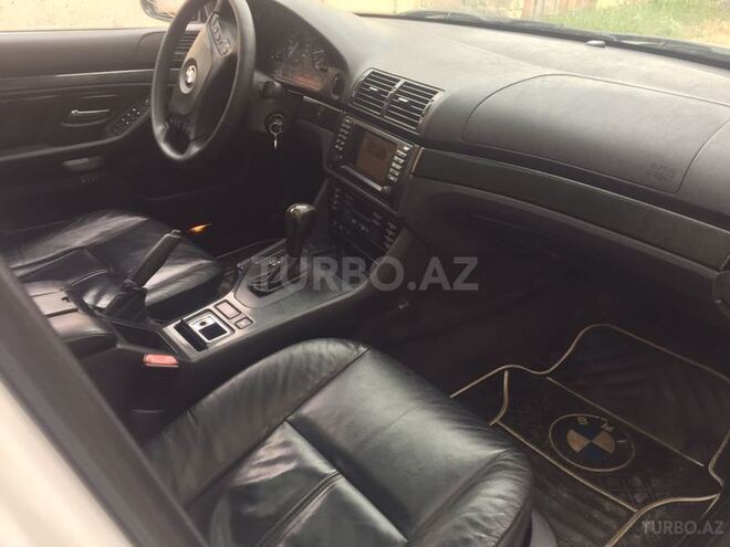 BMW 525 2002, 239,000 km - 2.5 l - Bakı