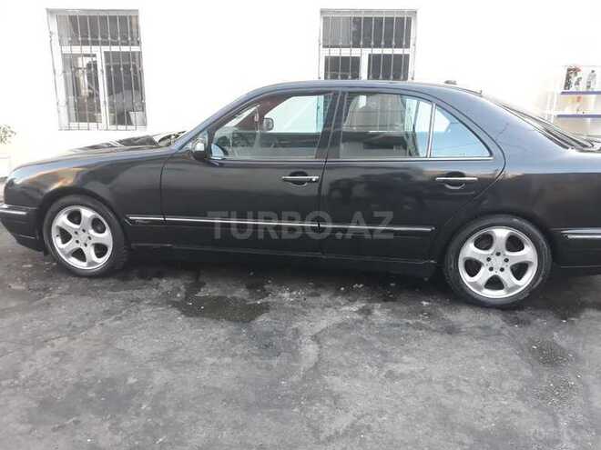 Mercedes E 240 2001, 411,795 km - 2.6 l - Bakı