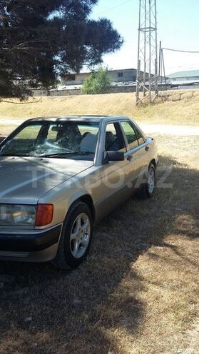 Mercedes 190 1989, 386,000 km - 2.0 л - Sumqayıt