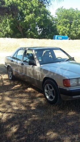 Mercedes 190 1989, 386,000 km - 2.0 л - Sumqayıt
