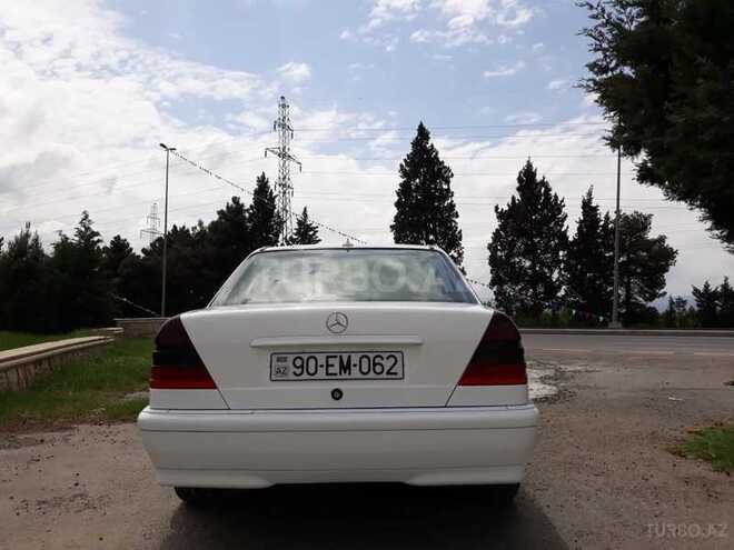Mercedes C 240 1999, 275,452 km - 2.4 l - Gəncə