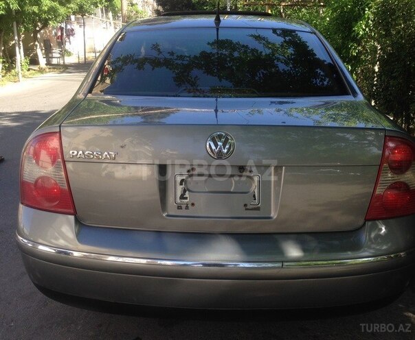 Volkswagen Passat 2003, 270,000 km - 1.8 l - Bakı