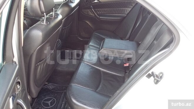 Mercedes C 200 2001, 293,000 km - 2.0 l - Bakı