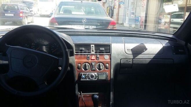 Mercedes C 200 1995, 226,000 km - 2.0 л - Xırdalan