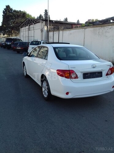 Toyota Corolla 2007, 128,000 km - 1.8 l - Gəncə