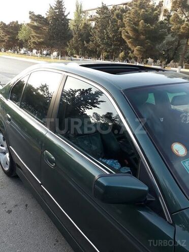 BMW 523 1999, 352,000 km - 2.3 l - Sumqayıt