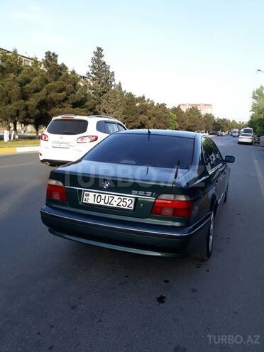 BMW 523 1999, 352,000 km - 2.3 l - Sumqayıt