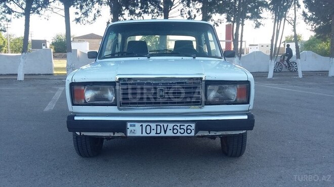 LADA (VAZ) 2107 2003, 250,000 km - 1.6 л - Salyan