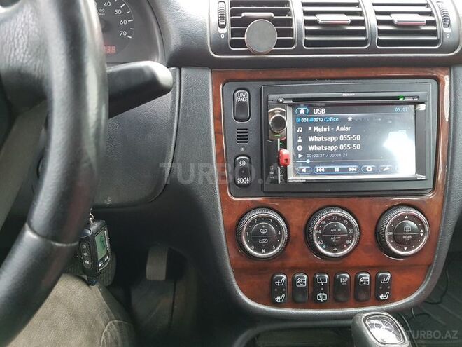 Mercedes ML 320 2001, 146,000 km - 3.2 л - Lənkəran