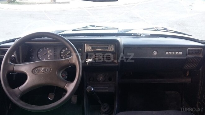 LADA (VAZ) 2107 2003, 250,000 km - 1.6 l - Salyan