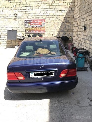 Mercedes E 230 1996, 330,000 km - 2.3 l - Bakı