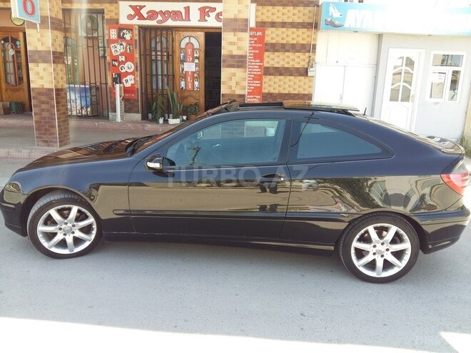 Mercedes C 200 2001, 275,000 km - 2.0 l - Salyan
