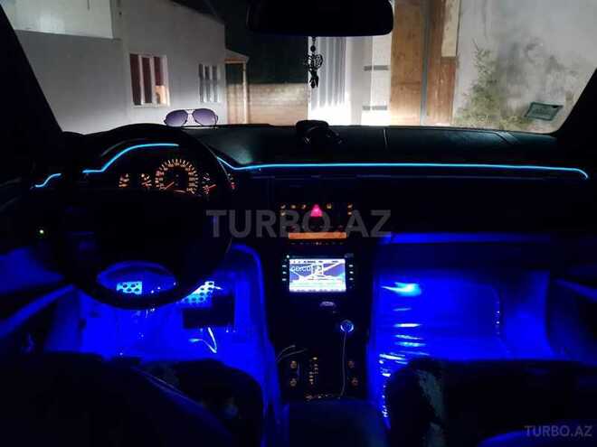 Mercedes E 240 1998, 300,000 km - 2.4 l - Bakı