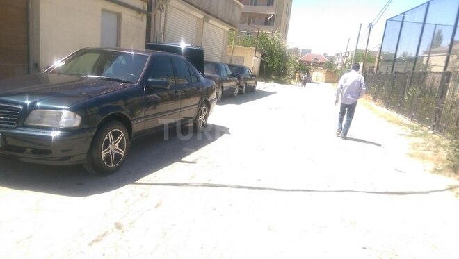 Mercedes C 180 1996, 370,000 km - 1.8 l - Bakı