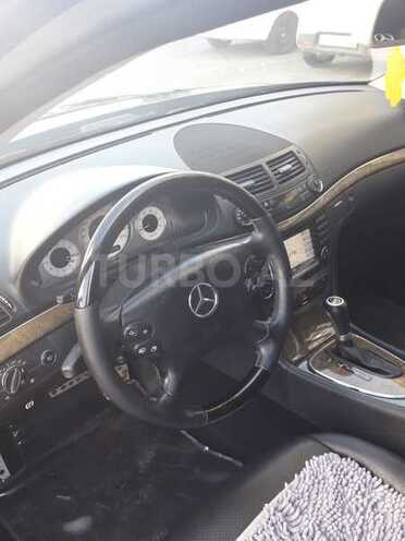 Mercedes E 350 2006, 121,000 km - 3.5 l - Bakı