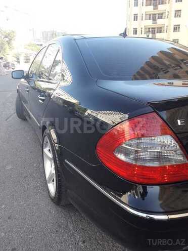 Mercedes E 350 2006, 121,000 km - 3.5 l - Bakı