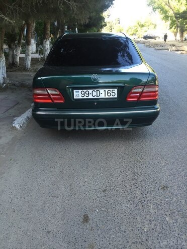 Mercedes E 240 2000, 398,000 km - 2.6 l - Sumqayıt