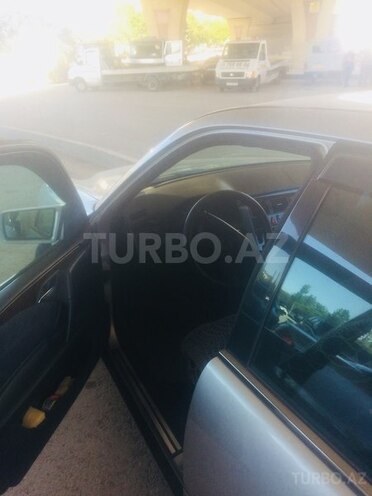 Mercedes E 230 1996, 300,000 km - 2.3 l - Bakı
