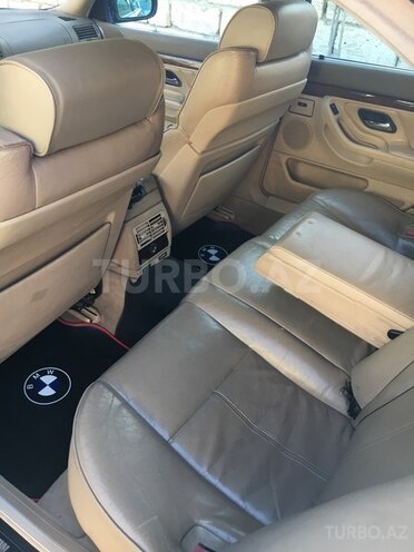 BMW 735 1998, 302,000 km - 3.5 l - Bakı