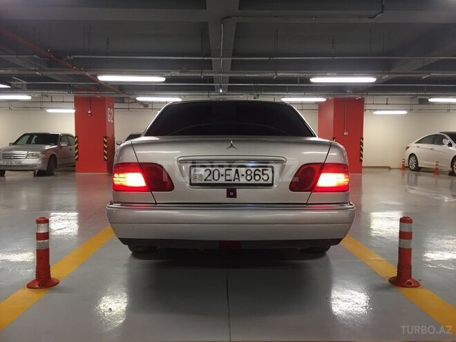 Mercedes E 200 1996, 376,544 km - 2.0 l - Gəncə