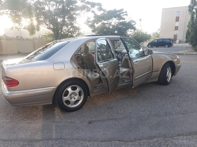 Mercedes E 320 2000, 357,000 km - 3.2 l - Bakı