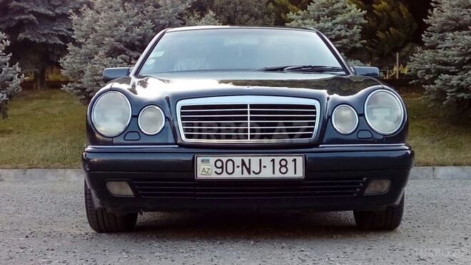 Mercedes E 240 1998, 320,000 km - 2.4 l - Bakı