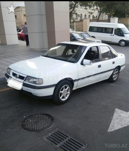 Opel Vectra 1989, 190,000 km - 2.0 l - Bakı