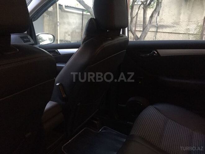 Mercedes B 170 2006, 167,000 km - 1.7 л - Bakı