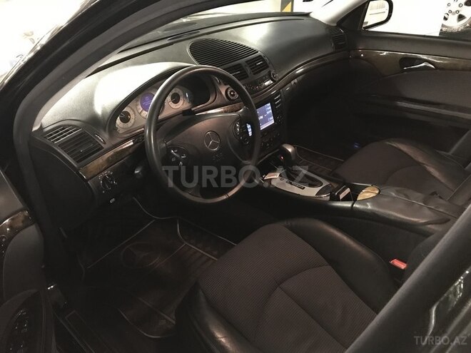Mercedes E 240 2005, 317,000 km - 2.6 l - Bakı