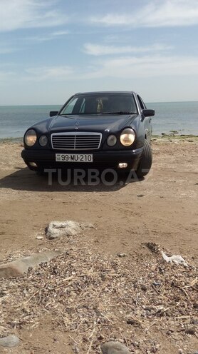 Mercedes E 240 1998, 250,000 km - 2.4 л - Bakı