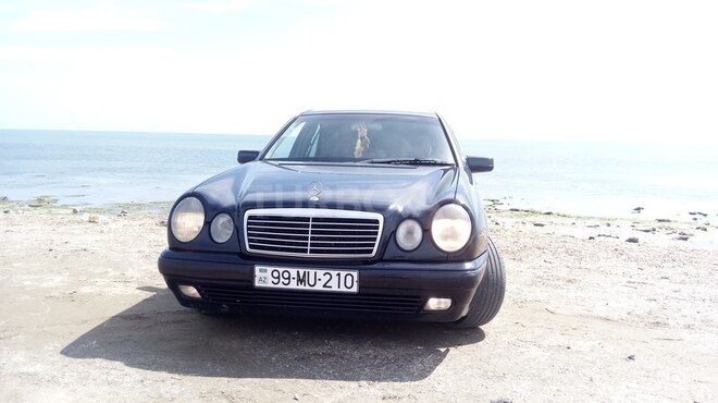Mercedes E 240 1998, 250,000 km - 2.4 л - Bakı