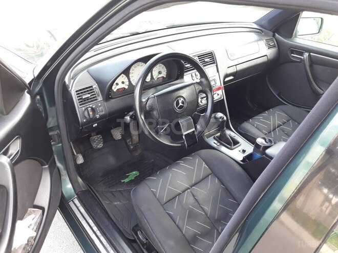 Mercedes C 180 1998, 335,000 km - 1.8 l - Bakı