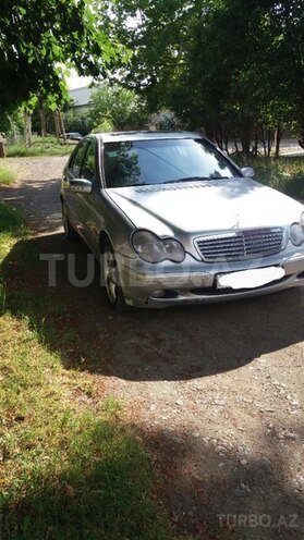Mercedes C 200 2001, 284,000 km - 2.0 l - Gəncə