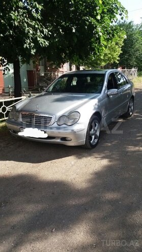 Mercedes C 200 2001, 284,000 km - 2.0 l - Gəncə