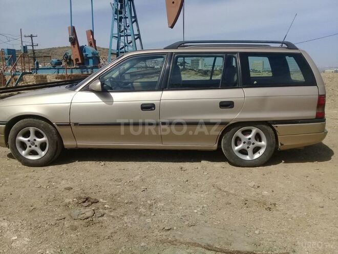 Opel Astra 1997, 320,000 km - 1.6 l - Bakı