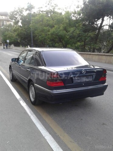 Mercedes C 180 1999, 289,000 km - 1.8 l - Bakı
