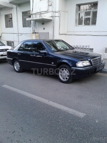Mercedes C 180 1999, 289,000 km - 1.8 l - Bakı