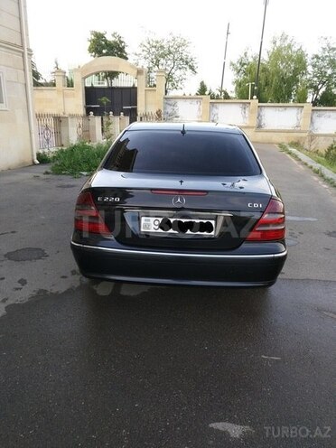 Mercedes E 220 2005, 310,000 km - 2.2 l - Gəncə