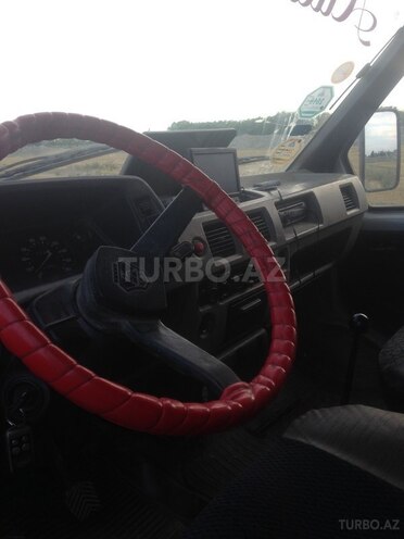 GAZ 330200 1998, 120,000 km - 2.4 л - Salyan