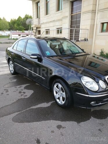 Mercedes E 220 2005, 310,000 km - 2.2 l - Gəncə