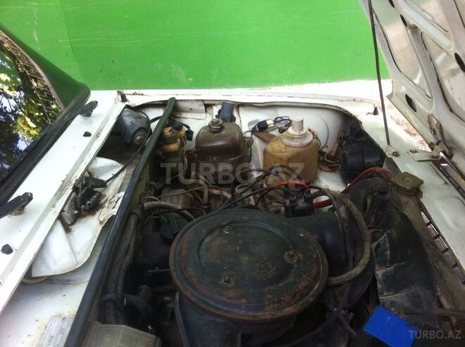 LADA (VAZ) 2105 1986, 200,000 km - 1.6 l - Sabirabad